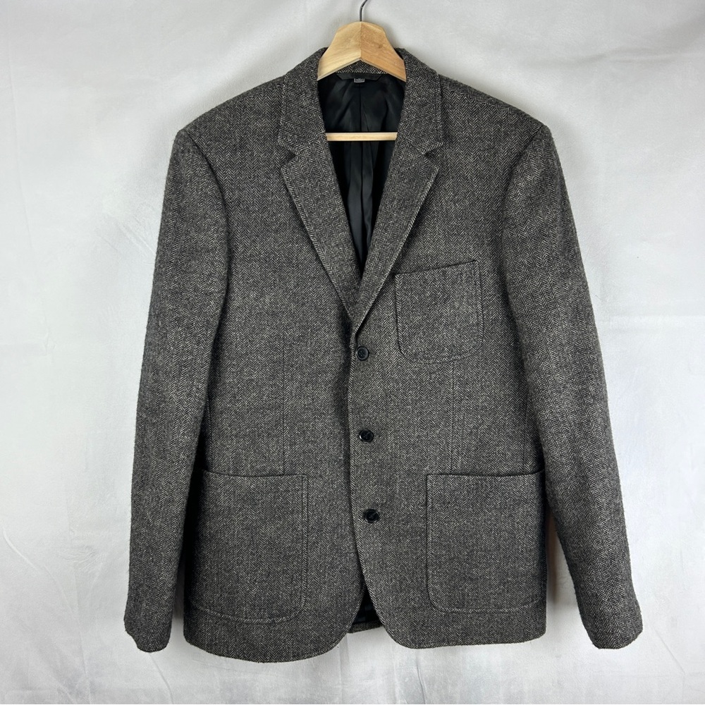 VINCE Wool Herringbone Three Button‎ Sport Coat Blazer Size 42 Grey Black